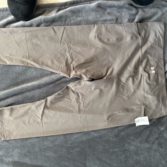 Under Armour Other - Under Armour Women's Gray Leggings